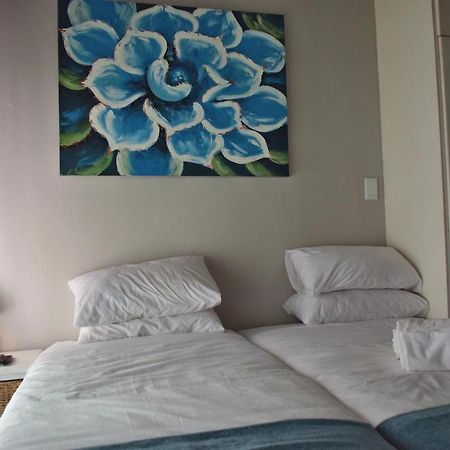 Zonnevanger Guesthouse Noorder-Paarl エクステリア 写真