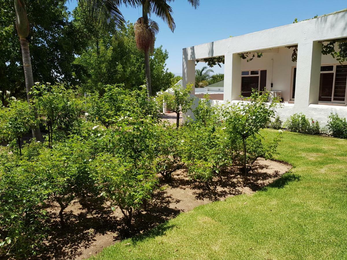 Zonnevanger Guesthouse Noorder-Paarl エクステリア 写真